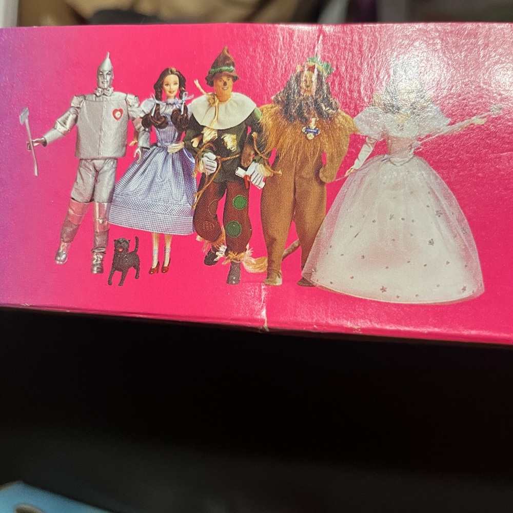 Wizard of OZ Dorothy and Munchkins and miniature characters. - Picture 11 of 16
